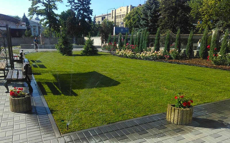 Пример работ Будэксперт - рулонные газоны
